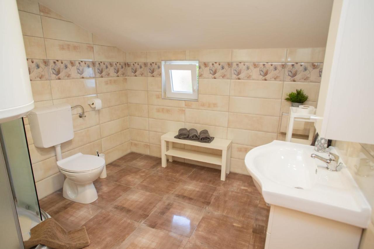 Yucca Apartment Novalja